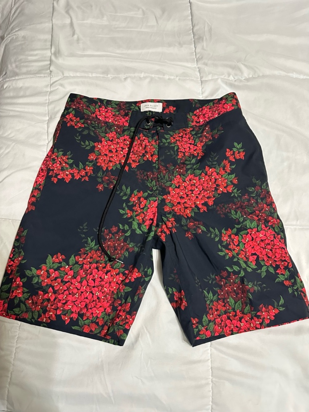 John Elliott Bougainvillea Solar Board Shorts Size Small